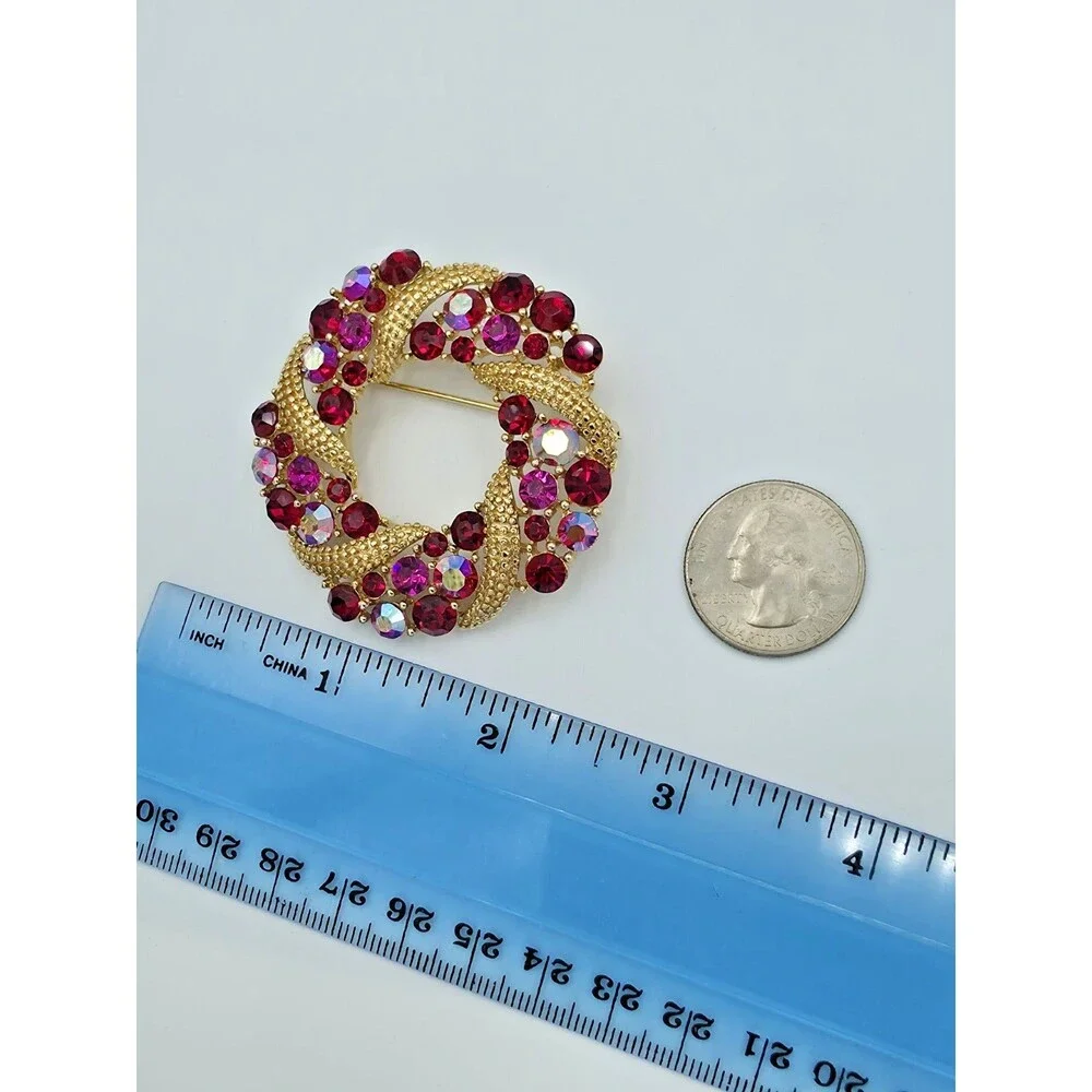 Lisner Wreath Brooch Vintage Crystal Red Aurora Borealis Retro Swirl Estate Pin